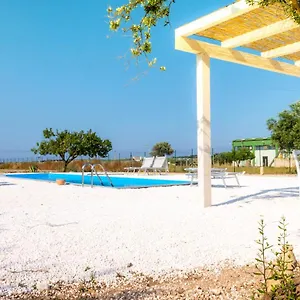 Couette-café Isola Dei Poeti, Marzamemi